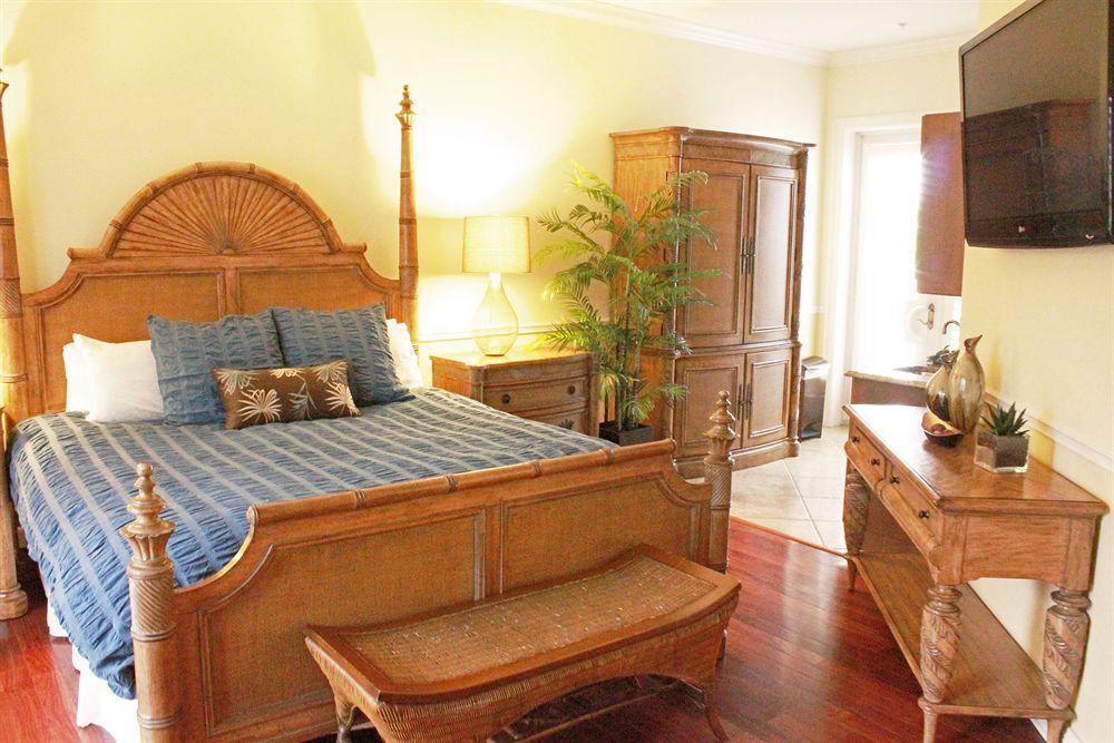Key West Harbour Oceanfront Suites Екстер'єр фото